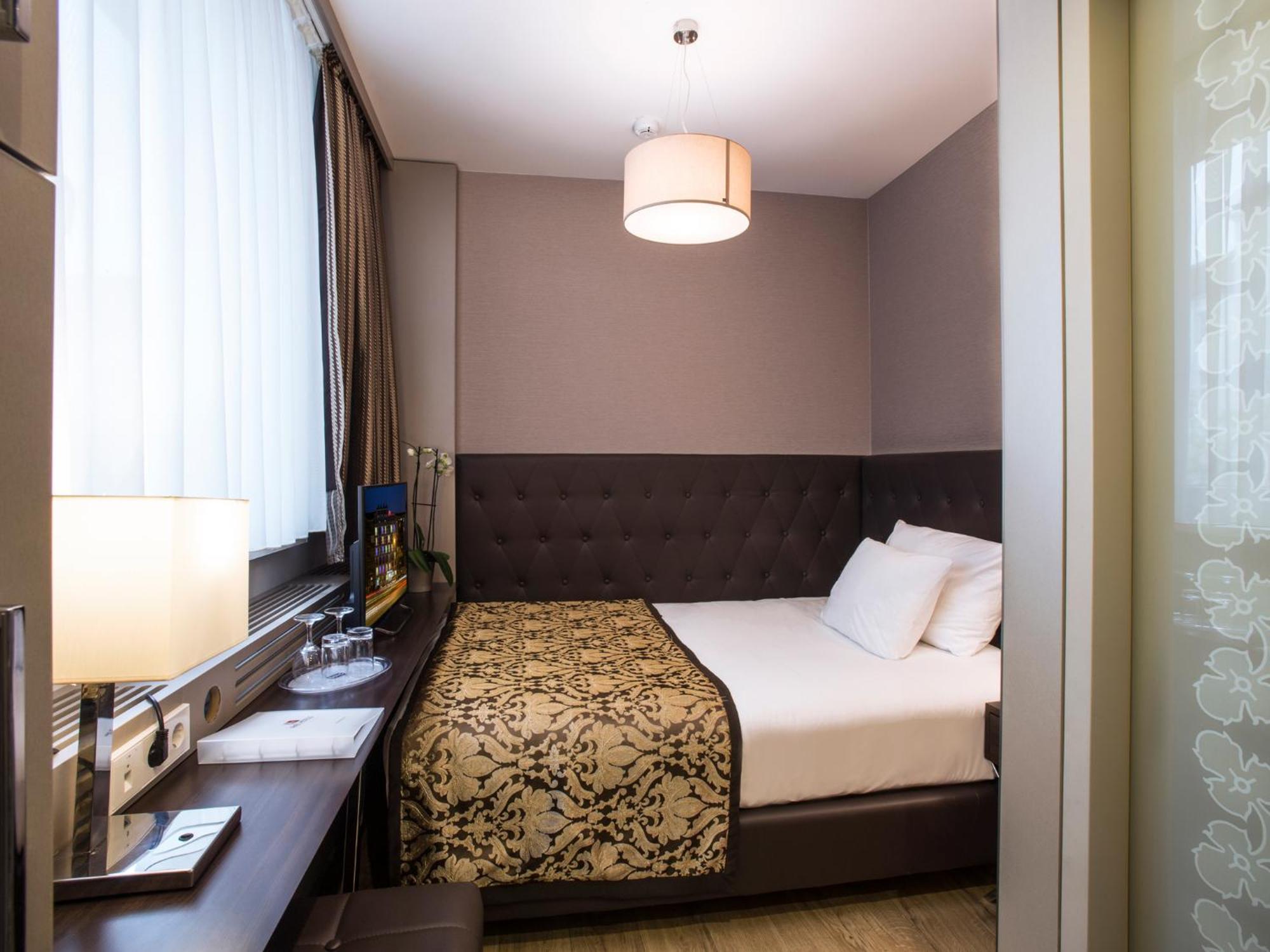 Homaris West Side (Adults Only) Hotel Berlim Quarto foto
